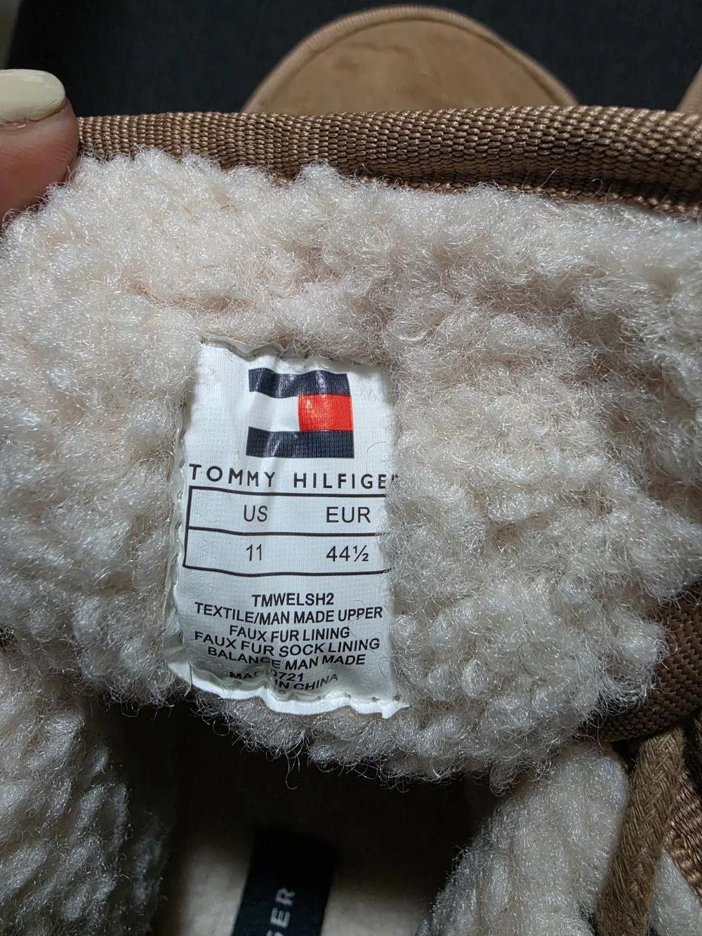 Tommy Hilfiger Tan Suede Chukka Boots